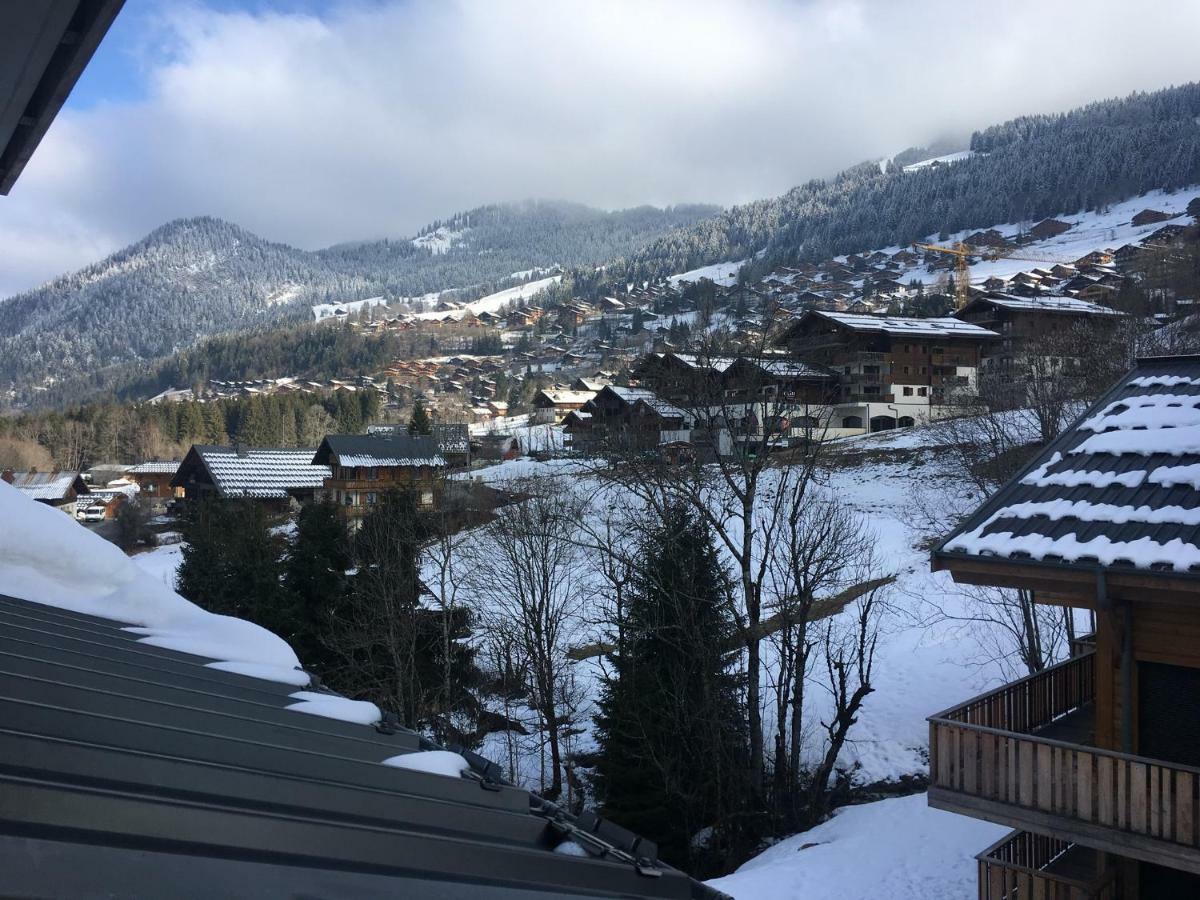 Aparthotel Les 4 Elements Châtel Esterno foto