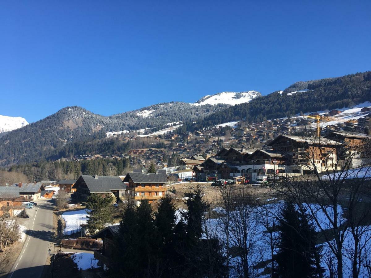 Aparthotel Les 4 Elements Châtel Esterno foto
